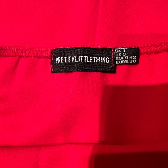 Red strapless PrettyLittleThing dress - US 0 - Picture 3 of 3